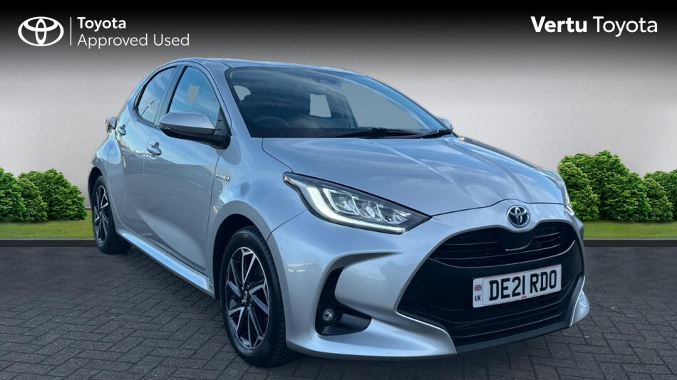Toyota Yaris 1.5 Hybrid Design 5dr CVT Hybrid Hatchback